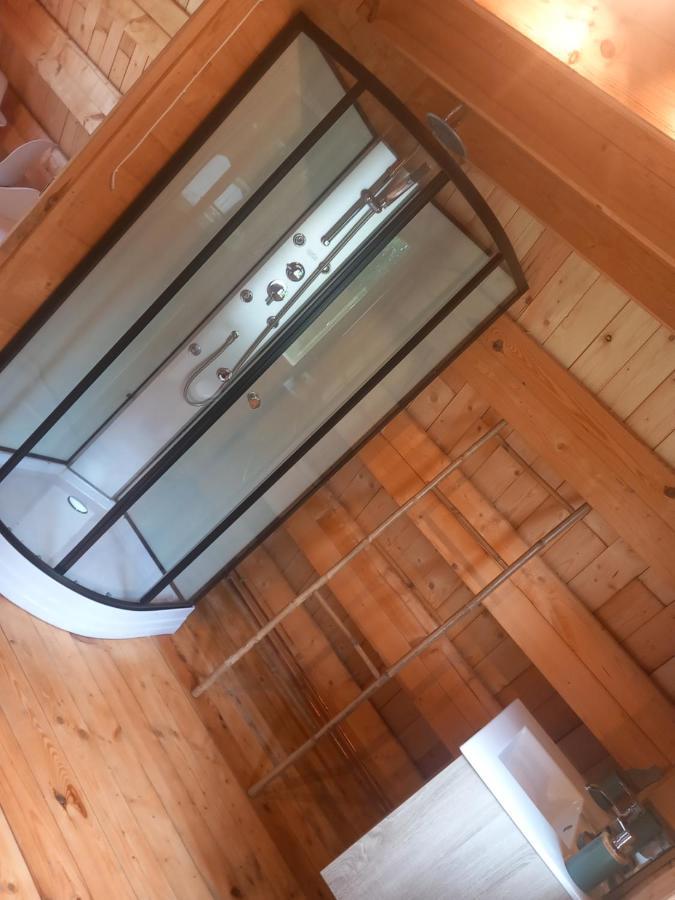 Le Studio Du Pressoir Gisay Екстериор снимка